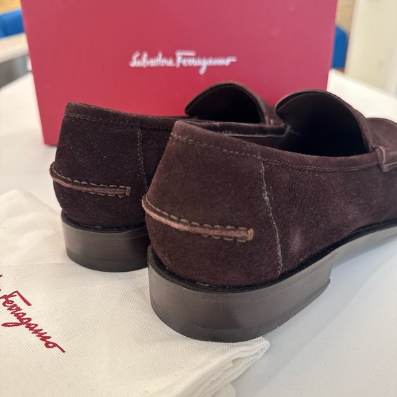 $1490 Salvatore Ferragamo Loris Tramezza Hickory Suede Penny Loafers Men’s 8.5 D - Picture 4 of 7